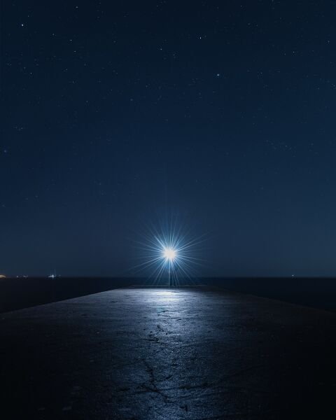 파일:Light at night.jpg
